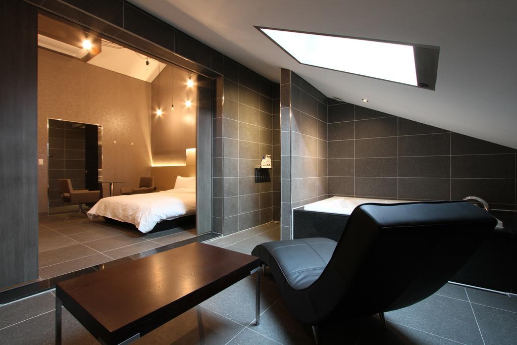 Valentine Hotel Kōyō Zimmer foto